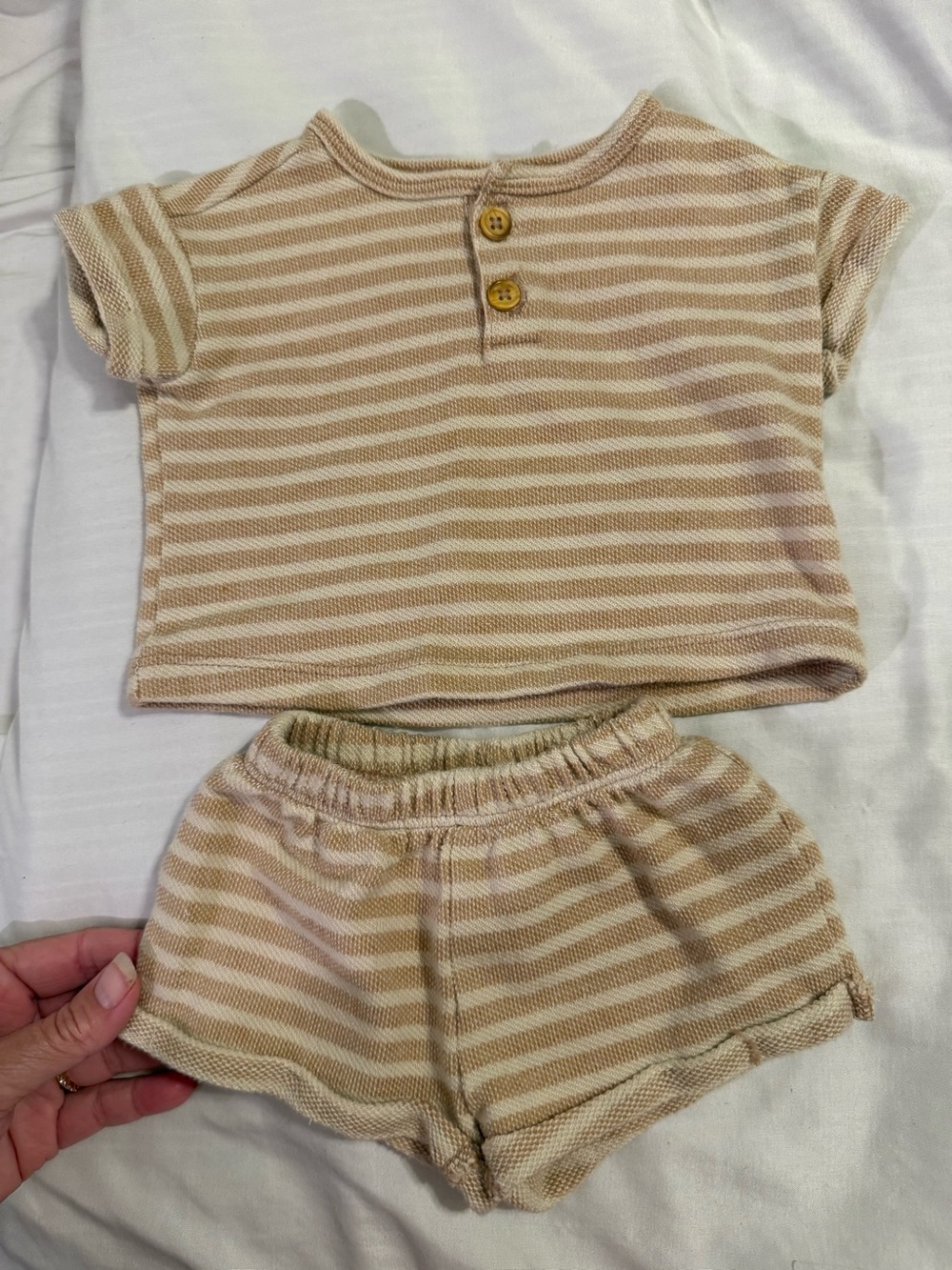 Newborn Stripe Knit Top & Shorts Set - Cream/Tan